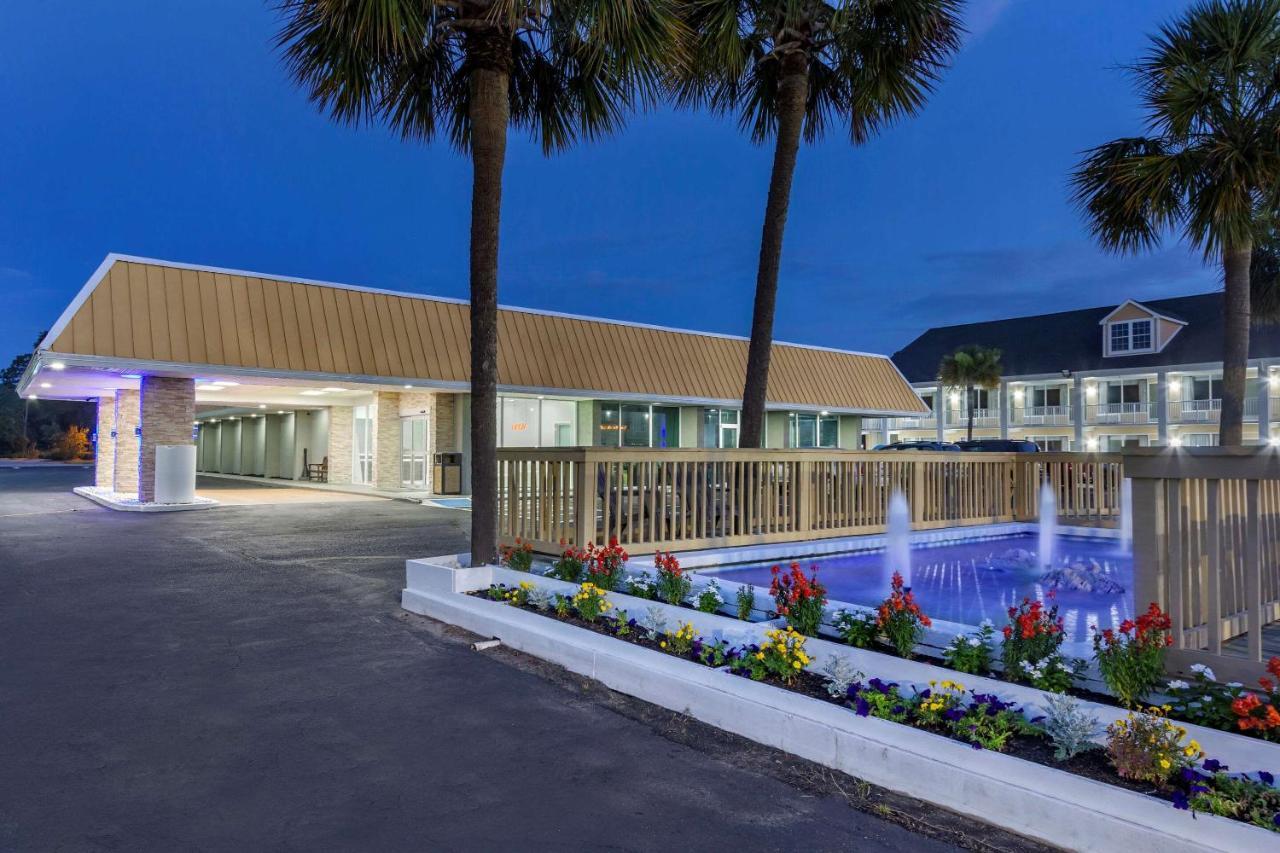 Quality Inn & Suites جزيرة باوليز المظهر الخارجي الصورة